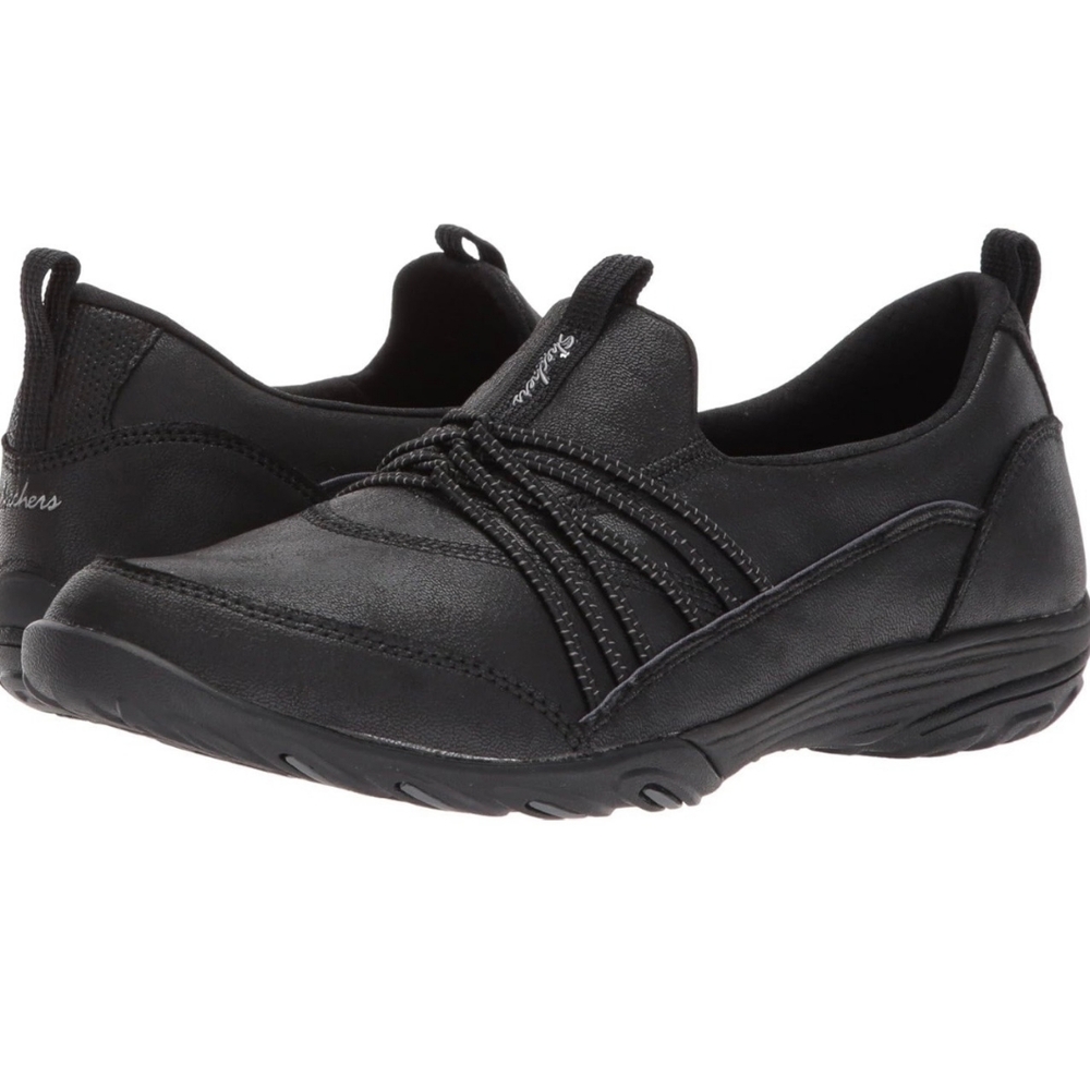 Skechers Women's Black Classic Fit Air Cooled Memory Foam Slip On Shoes Size 9